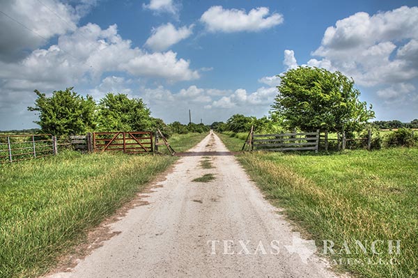 Jackson County 1943 Acre Ranch Image Gallery.