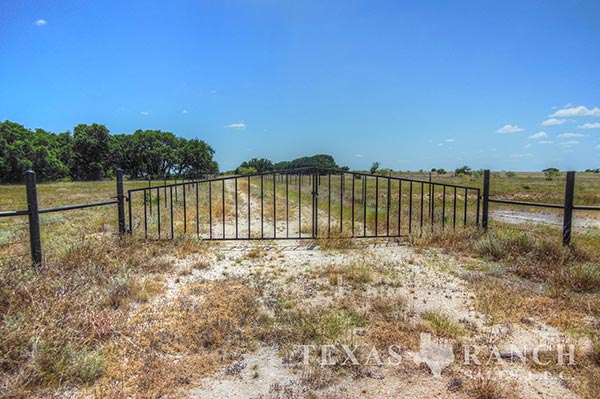 Hamilton County 214 Acre Ranch Image Gallery.