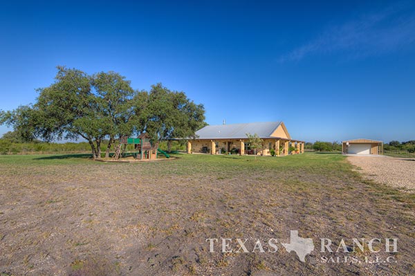 Merdina County 767 Acre Ranch Image Gallery.